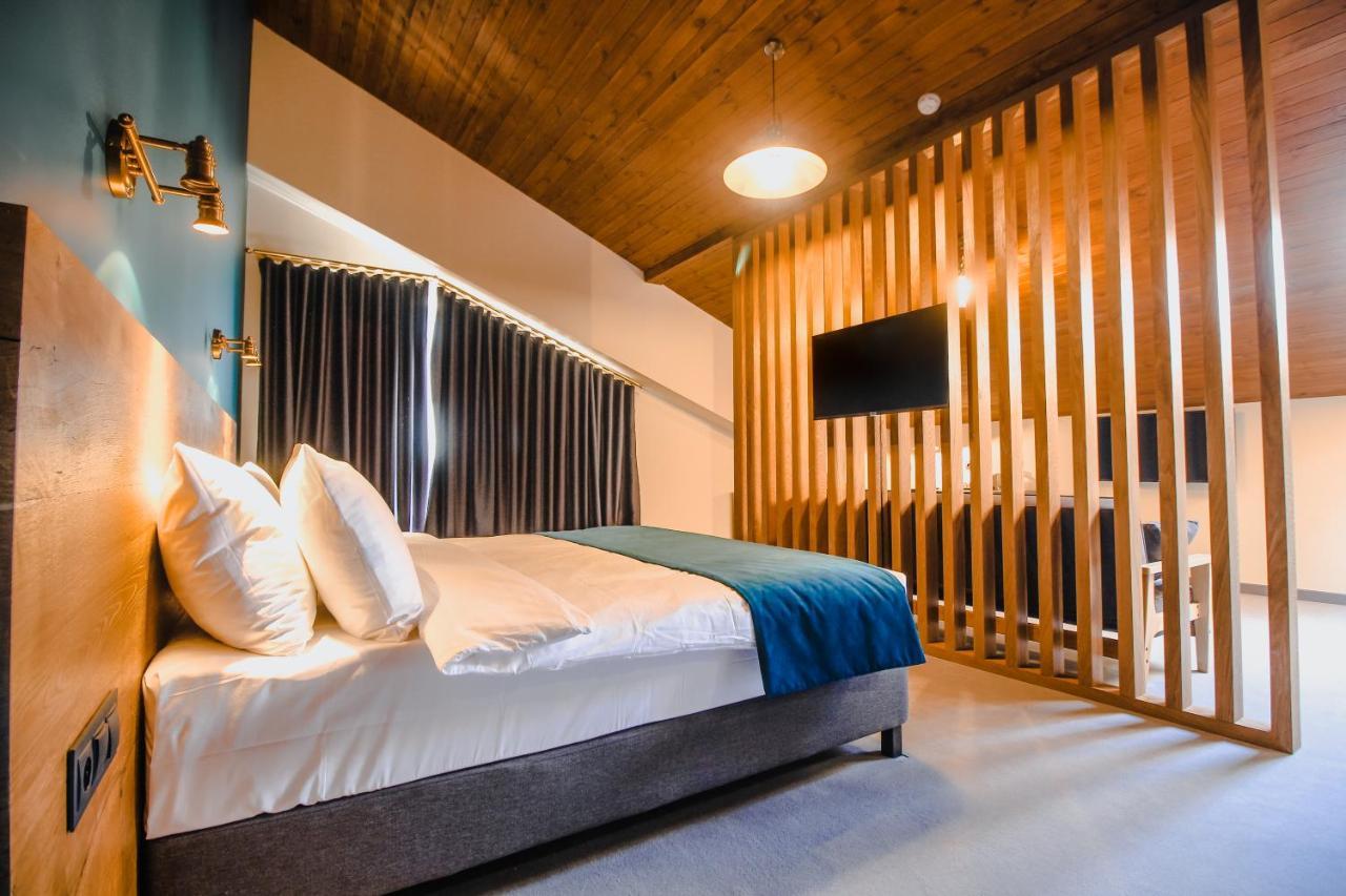 Suatis Resort Kazbegi Eksteriør billede