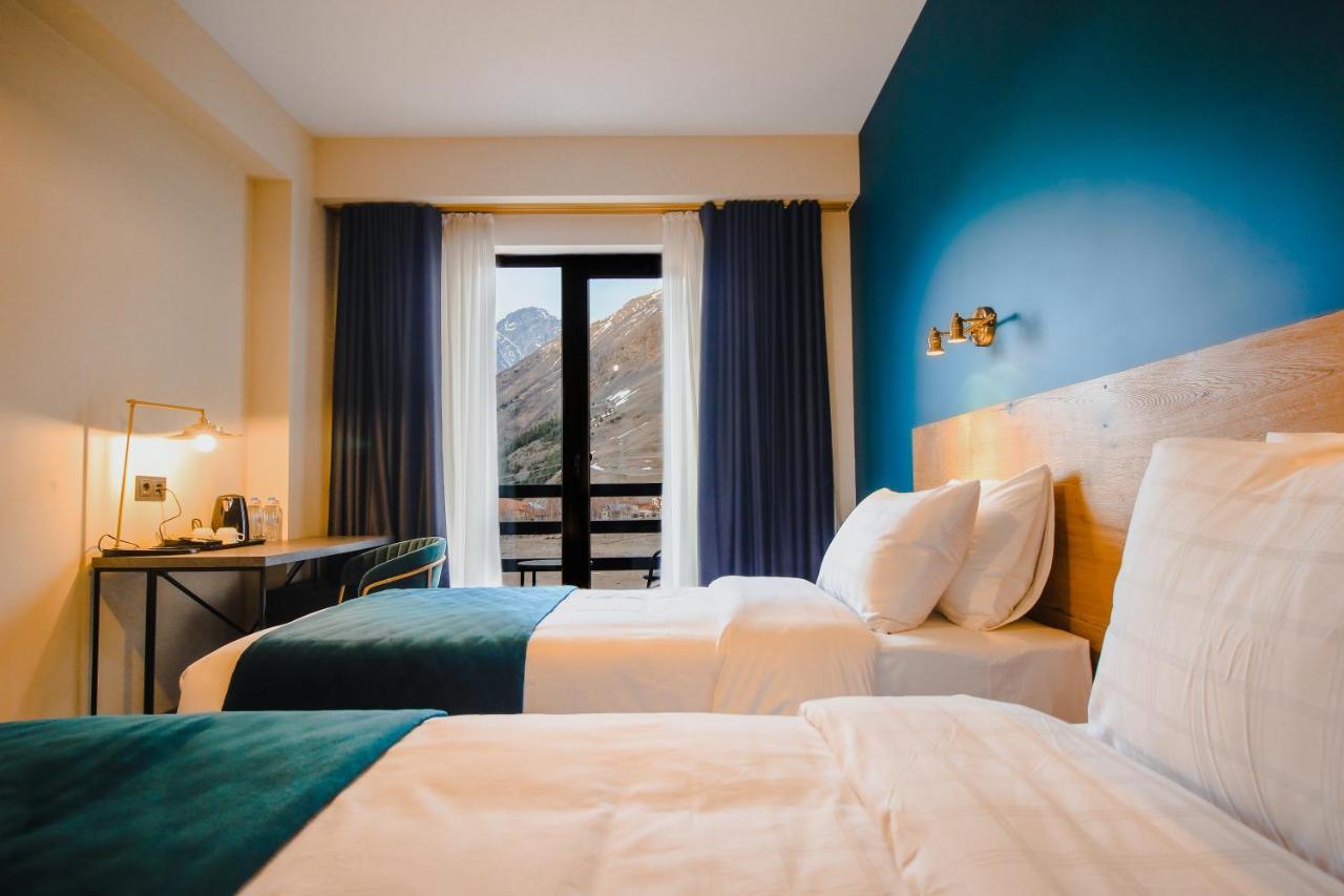 Suatis Resort Kazbegi Eksteriør billede